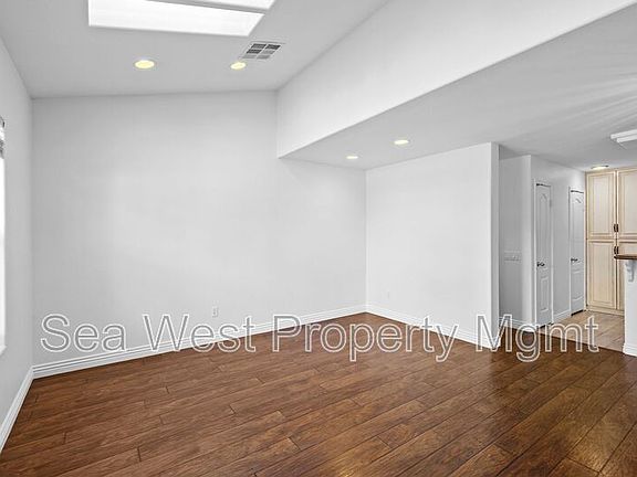 5th image of 12614 Carmel Country Rd Unit 54