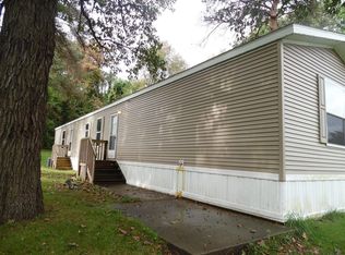 53405 Hilltop Dr, Middlebury, IN