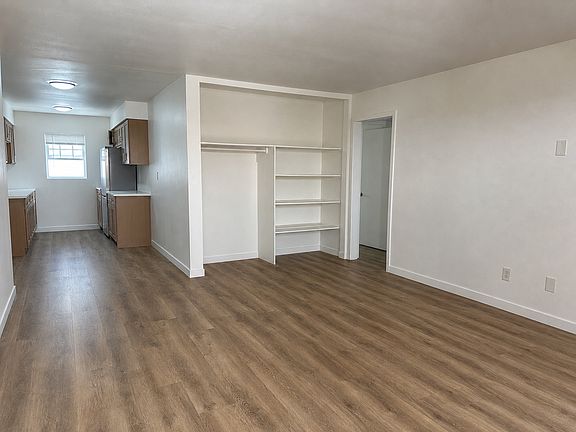 3rd image of 20445 Osage Ave APT B