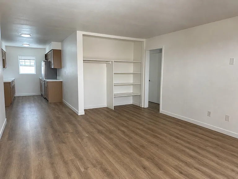 20445 Osage Ave #B — Photo 3