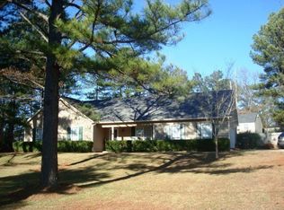 143 Crescent Rd, Thomaston, GA 30286