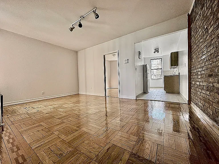 86 Haven Ave #51 — Photo 2