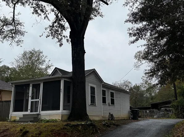 407 Richardson St, Nacogdoches, TX 75961