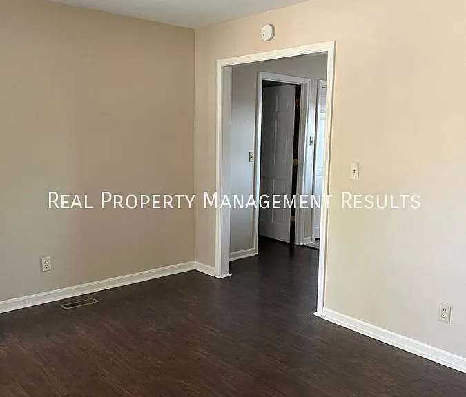 4002 Petes Ct #4002 — Photo 3