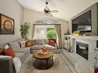 2427 Manet Ln, Simi Valley, CA 93063