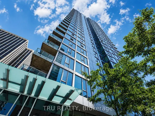 179 Metcalfe St #1110, Ottawa, ON K2P 0W1