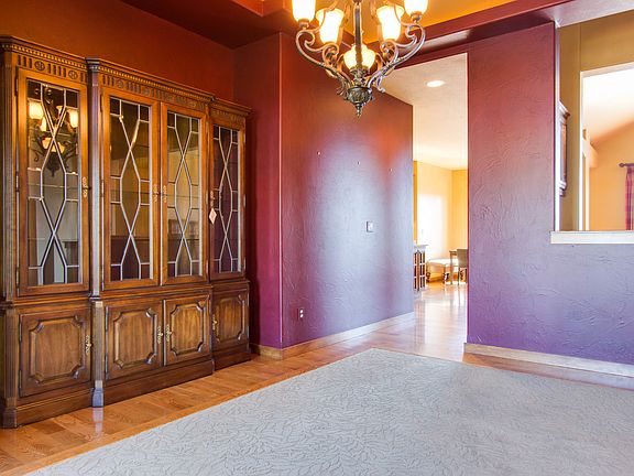 Formal Dinning Room