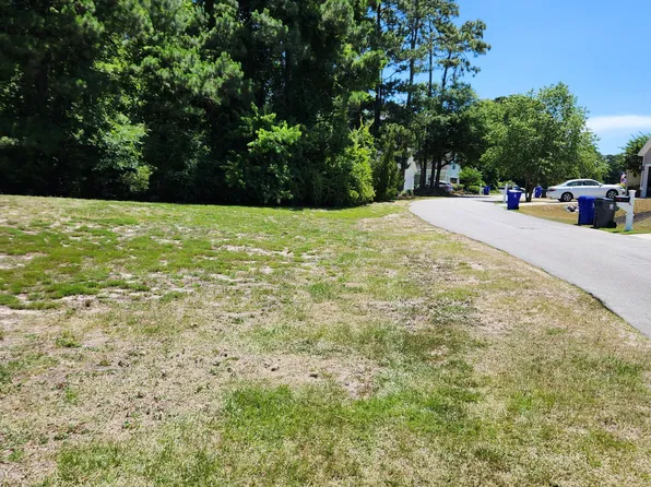 5034 Glen Cove Drive SE, Southport, NC 28461