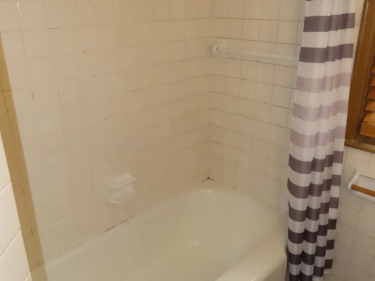3715 Girard Ave N — Photo 13