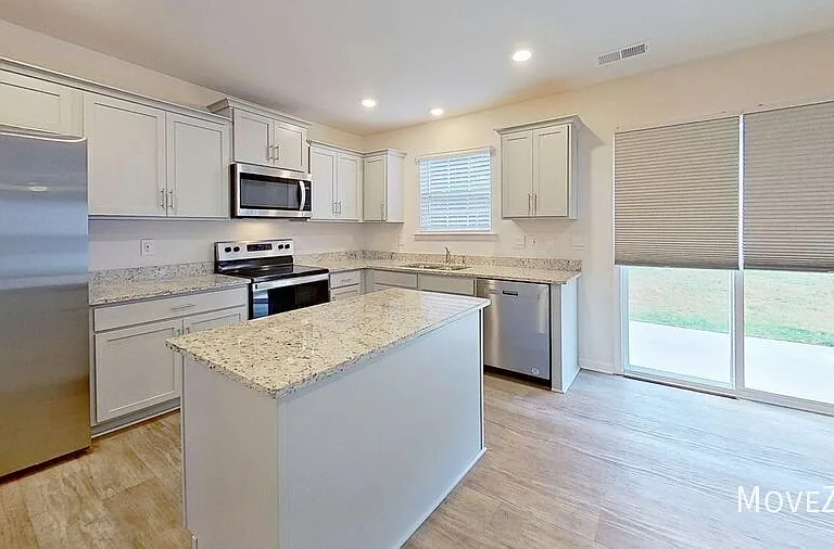 6801 Capstone Ct — Photo 14