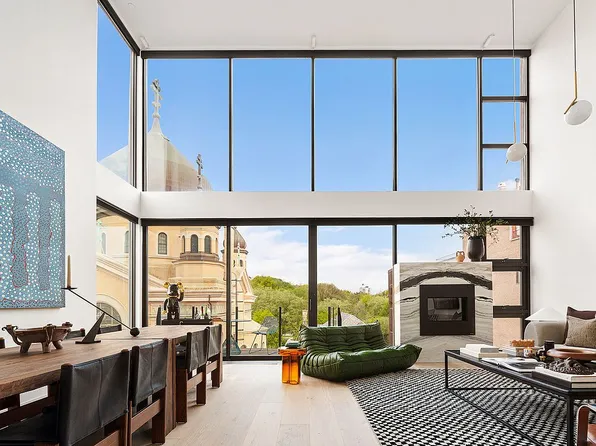 201 N 11th St APT 3, Brooklyn, NY 11211