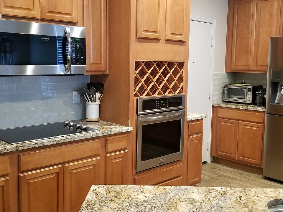 1st image of 206 Verde Oak