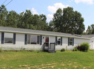 6294 8th Ave SW, Grandville, MI 49418