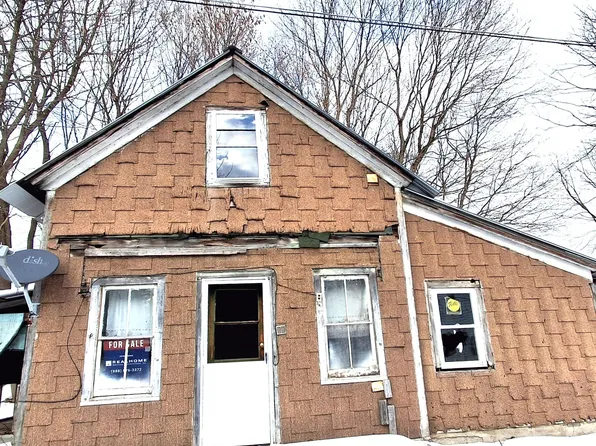 29 Moss Street, New Berlin, NY 13411