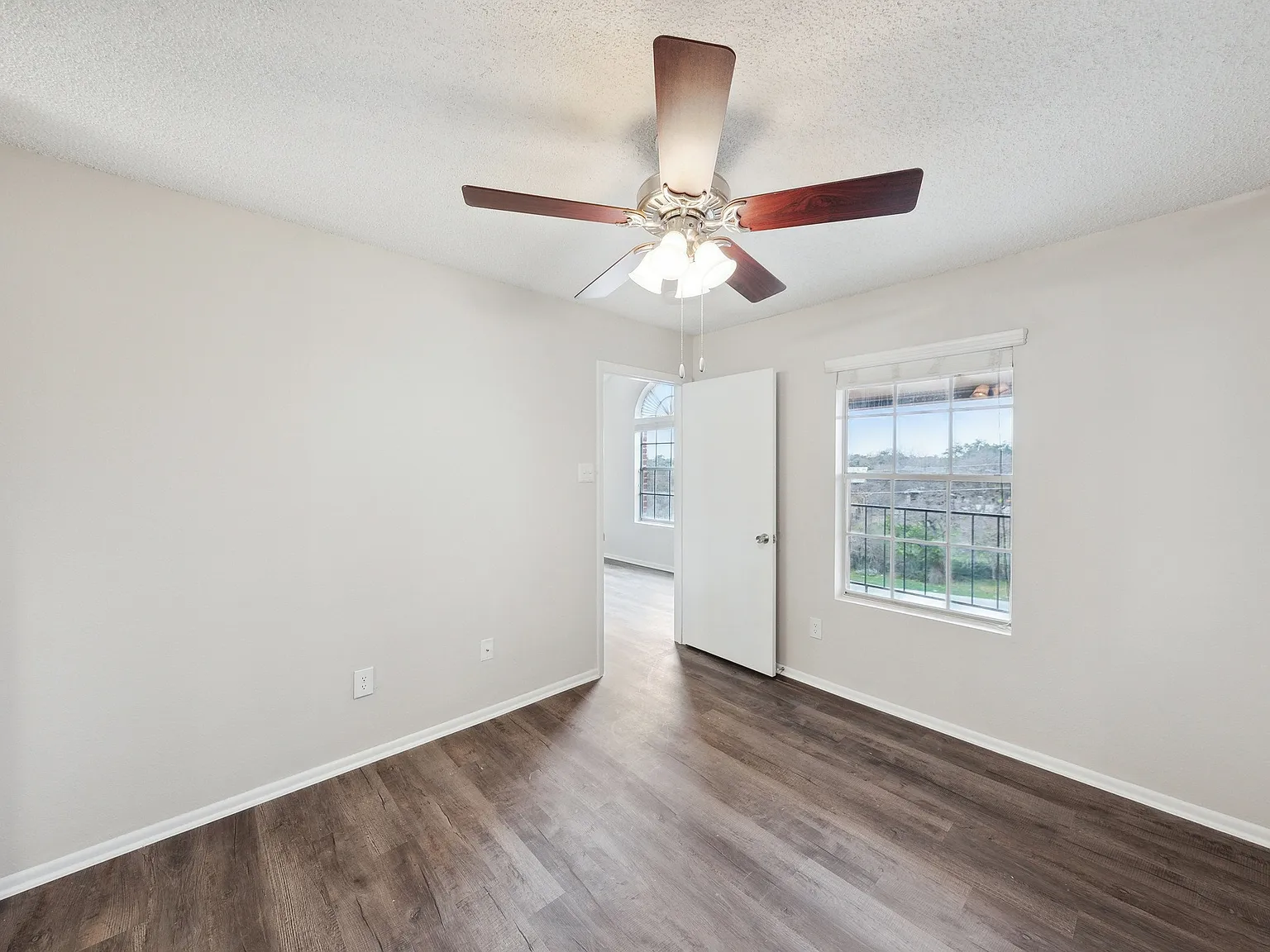 Altamonte Apartments — Photo 3
