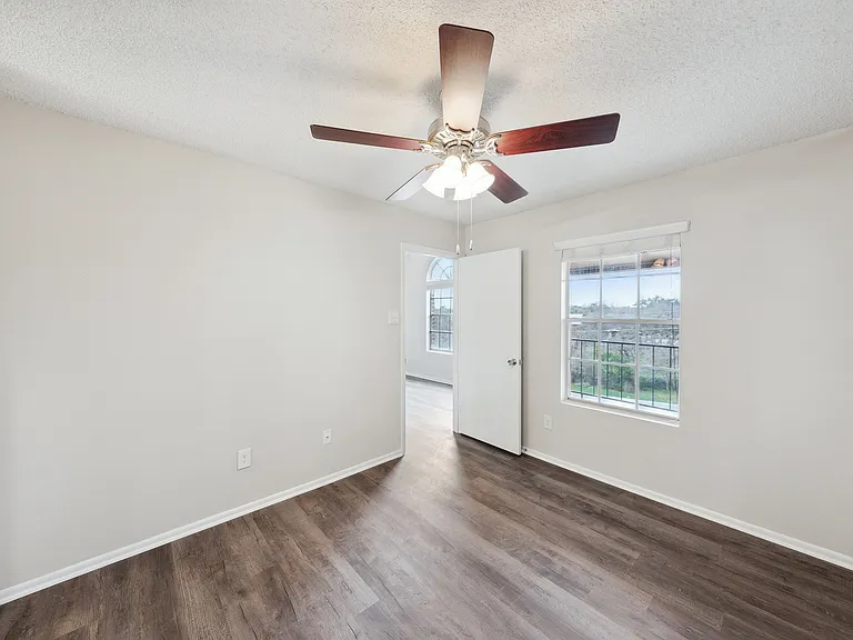 Altamonte Apartments — Photo 3