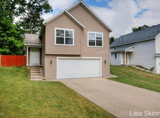 3353 Woodward Ave SW, Wyoming, MI 49509