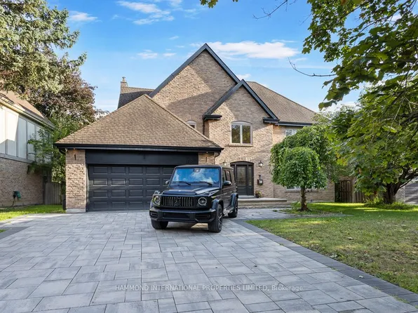 108 Winchester Ln, Richmond Hill, ON L4C 6Y7