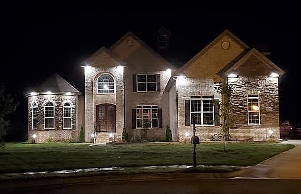 1st image of 8010 Farm Meadow Dr SE
