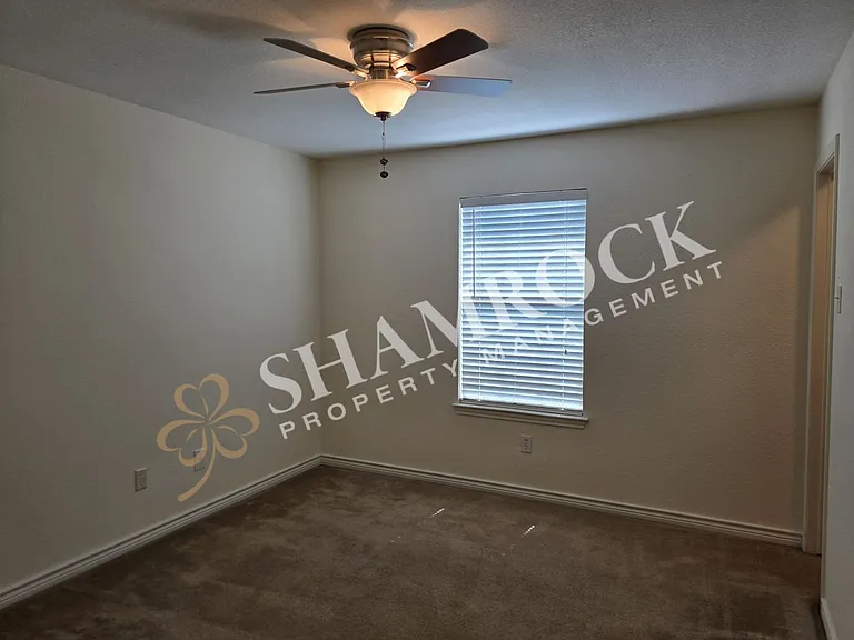 834 Chambers Creek Cir — Photo 10