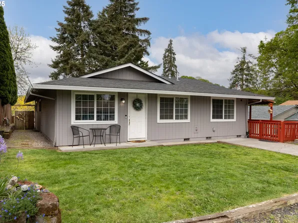 335 N 9th St, Saint Helens, OR 97051