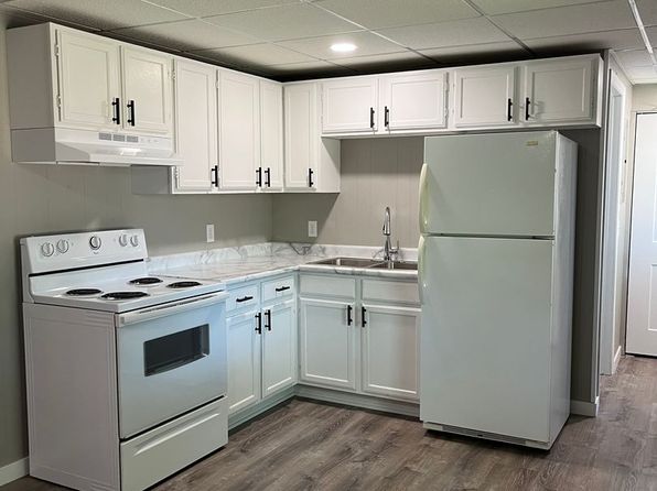 300 Norway Ave APT 204