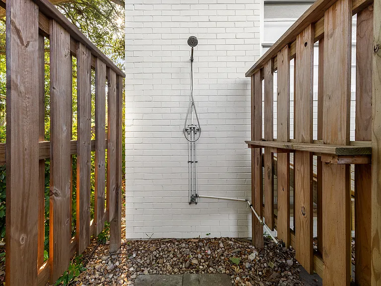 631 Spring Branch Rd — Photo 38