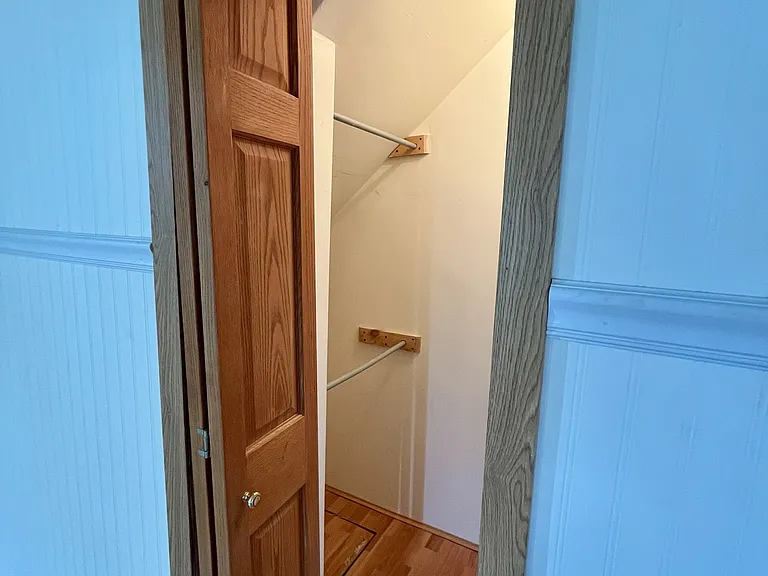 706 E Water St — Photo 12