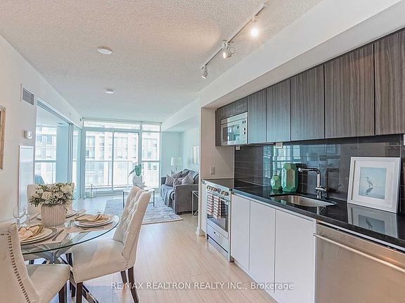 3rd image of 85 Queens Wharf Rd #511