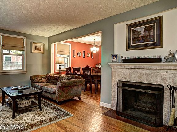 3rd image of 6823 Jackson Ave