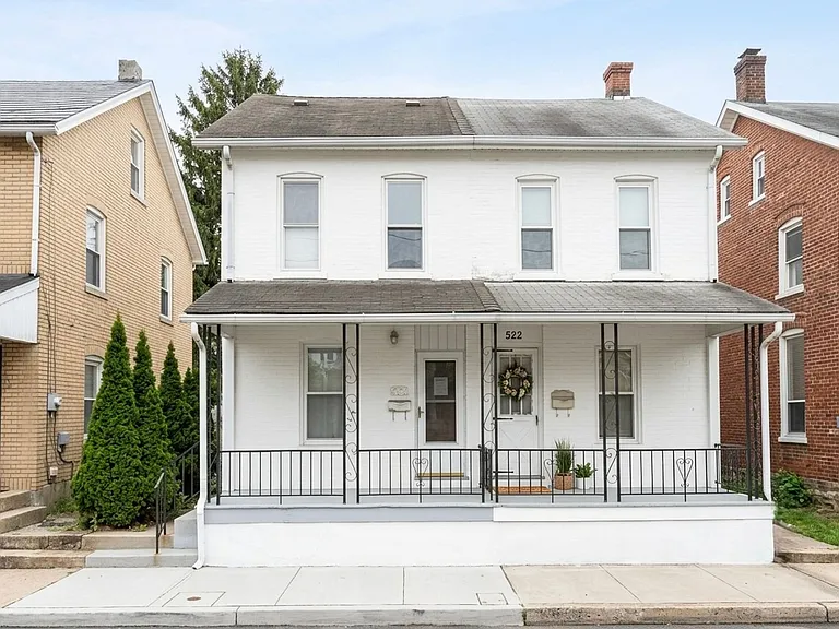 520 Ridge St — Photo 1