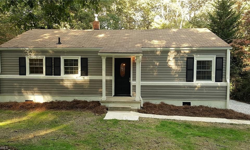 1st image of 2932 Marthas Pl