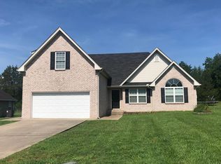 2041 Barretts Ridge Dr, Murfreesboro, TN 37130