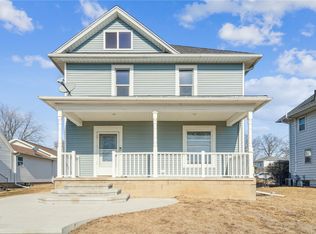 406 E South St, Mechanicsville, IA