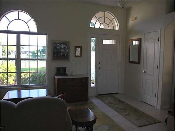 3rd image of 6177 Arlington Cir