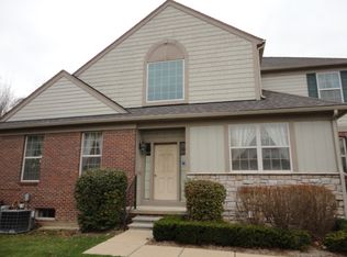 2425 Winding Brook Ct #1, Rochester Hills, MI 48309