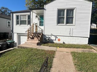 3342 N 41st St, Omaha, NE 68111