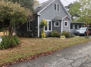 1431 Old Plainville Rd, New Bedford, MA 02740