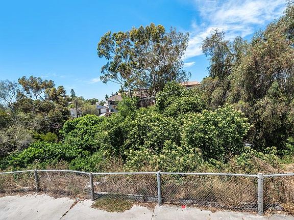 5th image of 3105 B St
