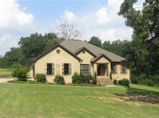 12844 Country Club Dr, Northport, AL 35475
