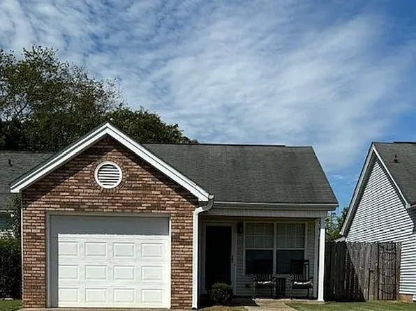 2622 Swallow Ln, Northport, AL 35476