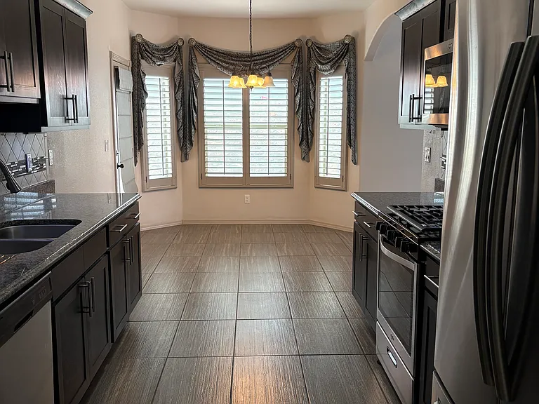 13195 Wellington Dr — Photo 12