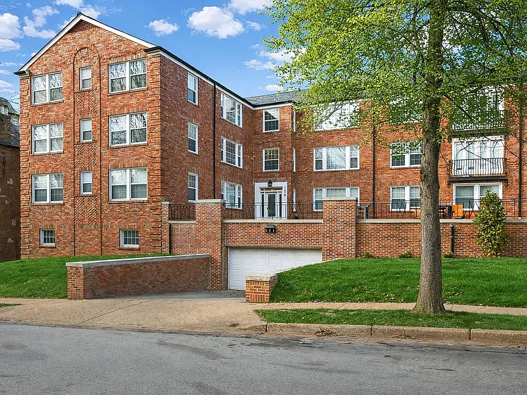 7519 Oxford Dr #3 — Photo 14