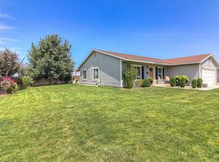 120 SW Malibu Dr, Prosser, WA 99350