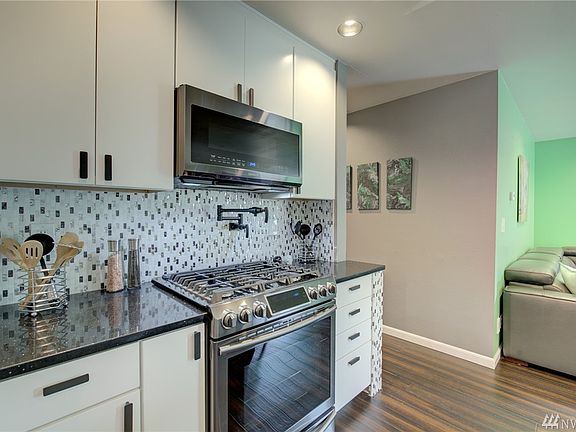 5th image of 12907 85th Ave NE