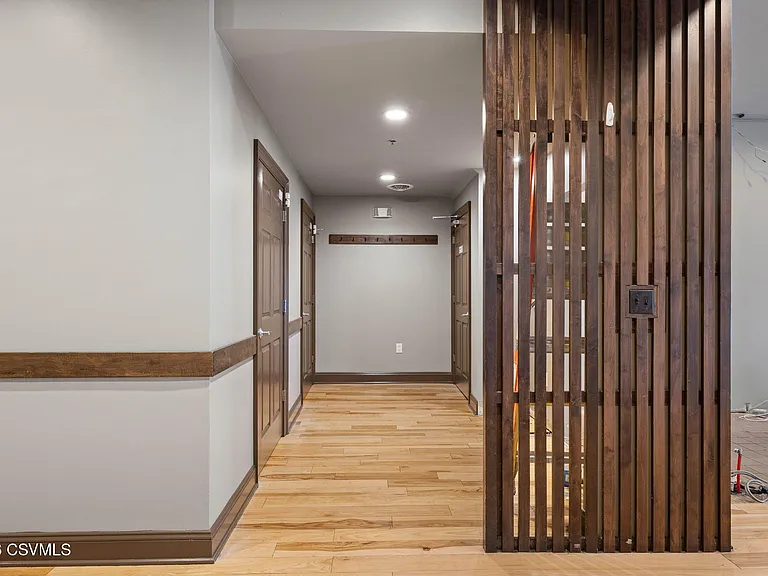 494 Mill St — Photo 12