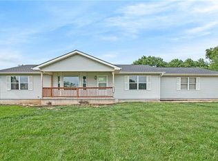 8290 Barth Rd, Lenexa, KS 66227