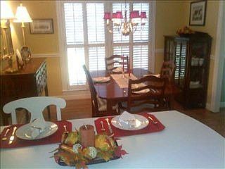2nd image of 106 Windsor Oaks Ct