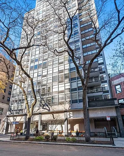 30 E Elm St #3D Photo 1