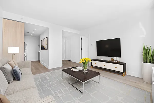 Rented by REAL New York | media 18